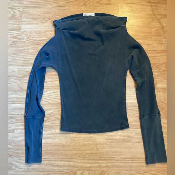 We The Free Gigi Long-Sleeve Tee size large - Picture 3 of 4